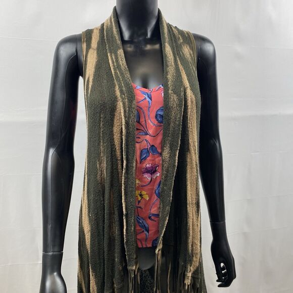 BKE Sleeveless Cardigan Multi Green Women's Fringe Western Cardigan - Picture 1 of 4